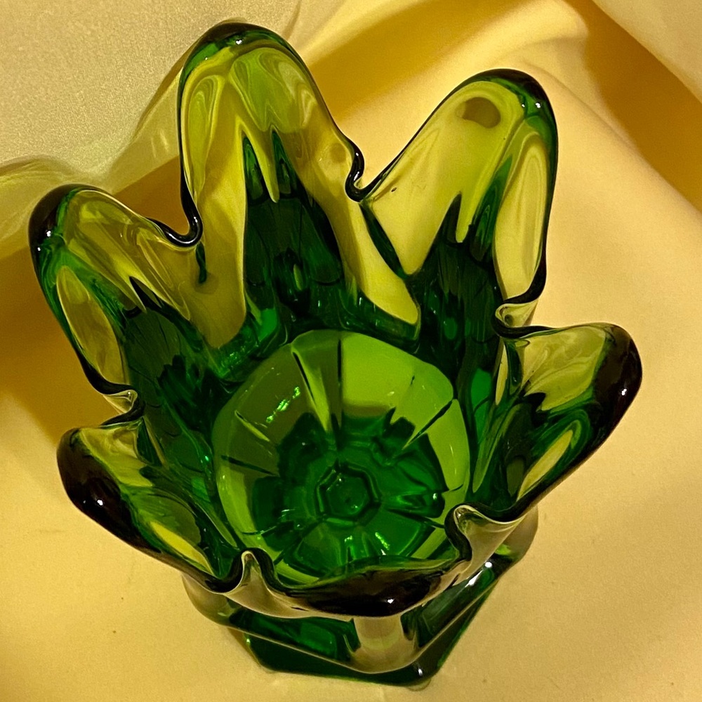 VINTAGE VIKING GREEN 6 FINGERS VASE - Picture 4 of 4